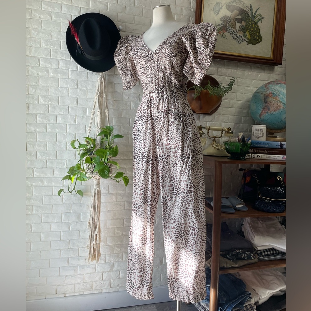 Sea New York Calla Cheetah Smocked V-Neck Jumpsuit Size 8 - Picture 4 of 15